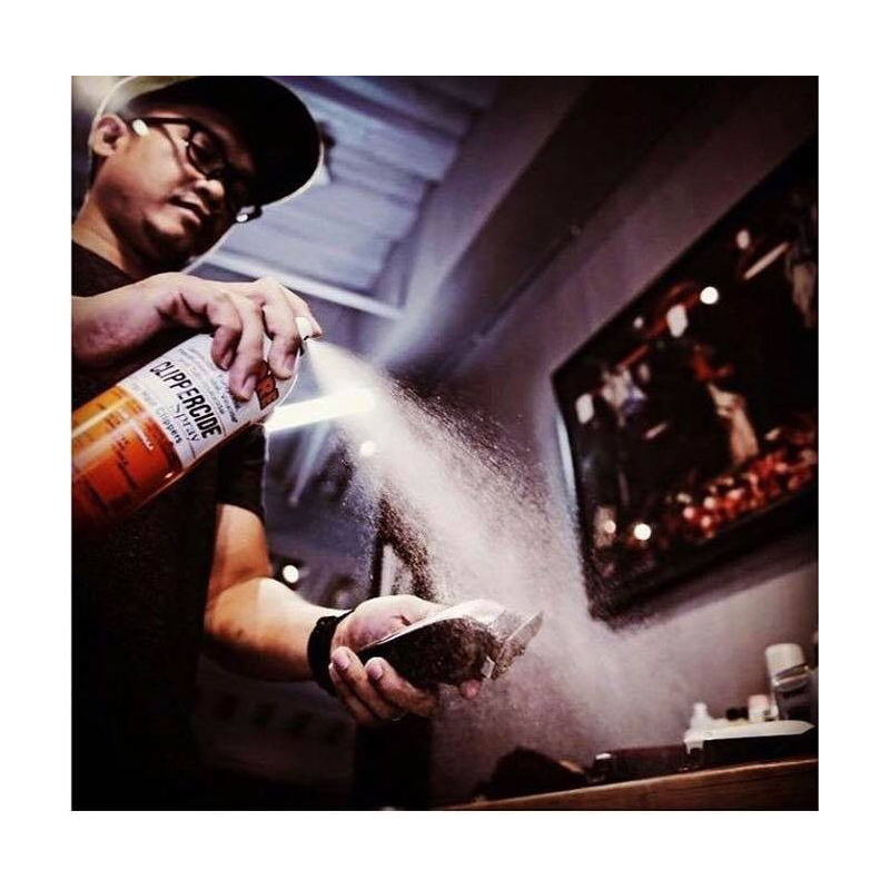 clippercide-spray-de-curatare-pentru-masinile-de-tuns-500-ml (1) clippercide spray de curatare pentru masinile de tuns 500 ml 1