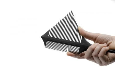 Pieptan triunghiular profesional cu 2 fete pentru suvite 27cm2 Pieptan triunghiular profesional cu 2 fete pentru suvite 27cm2