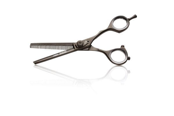 Foarfeca de filat Iwasaki Master Black Shogun 5,5 Foarfeca de filat Iwasaki Master Black Shogun 5,5